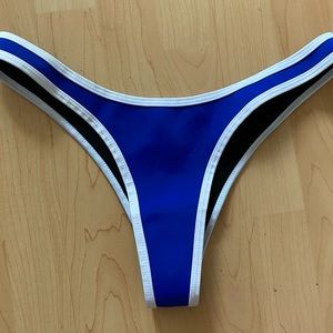 Hoaka swim bottoms NEVER WORN